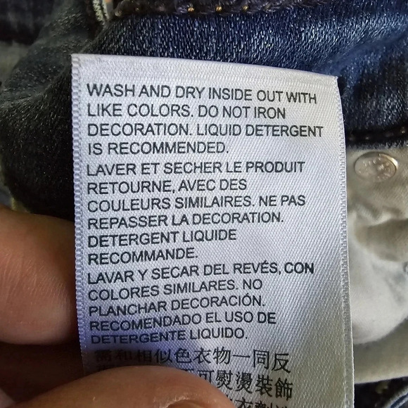 Levi's Signature high rise denim mini skirt - Picture 10 of 12